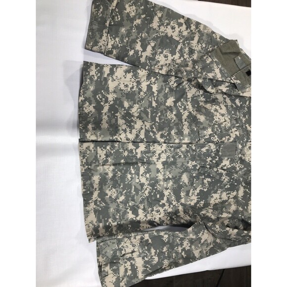 US Military Army Combat Uniform Coat UCP Digital Camo Ripstop Medium Long - Picture 2 of 6
